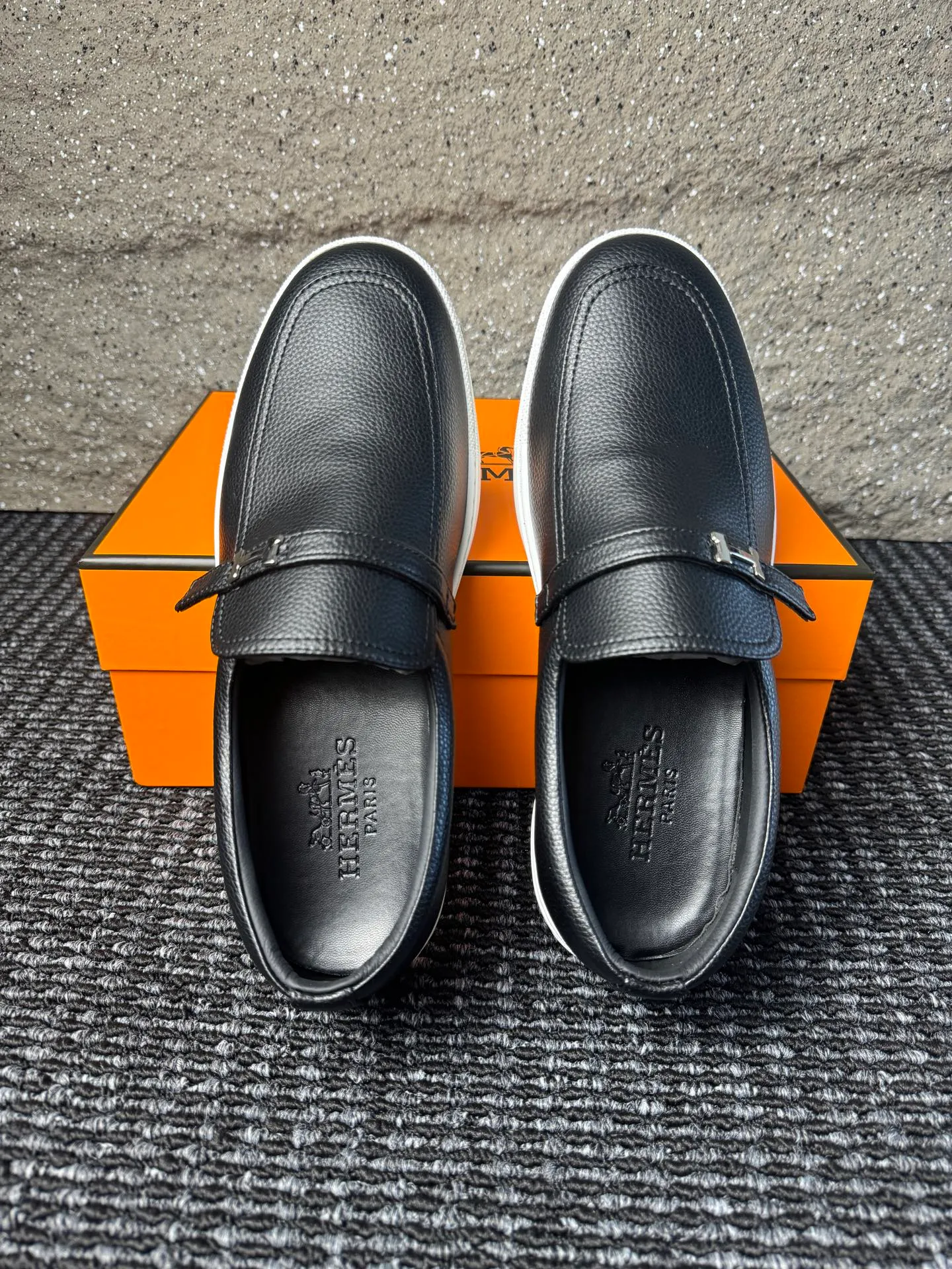 Men's men's shoes 💰440 [New style] 🪷🪷[HERMES] Hermès - High-end quality, the same style as the official website - Upper: 🔝 Nappa calfskin, with iconic H metal - Lining: water-dyed cowhide - Outsole: ultra-light TPU molded outsole - Ultra-high quality control·Fine workmanship: highlighted (high-end·luxury·grade) -Size: 38-44 (45 can be customized)·